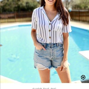 Abercrombie  rise mid length denim shorts size 26